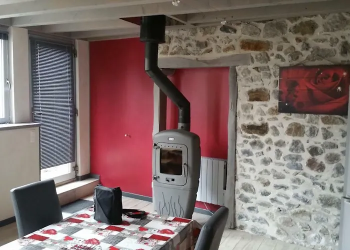 Tres Lumineux Vernines